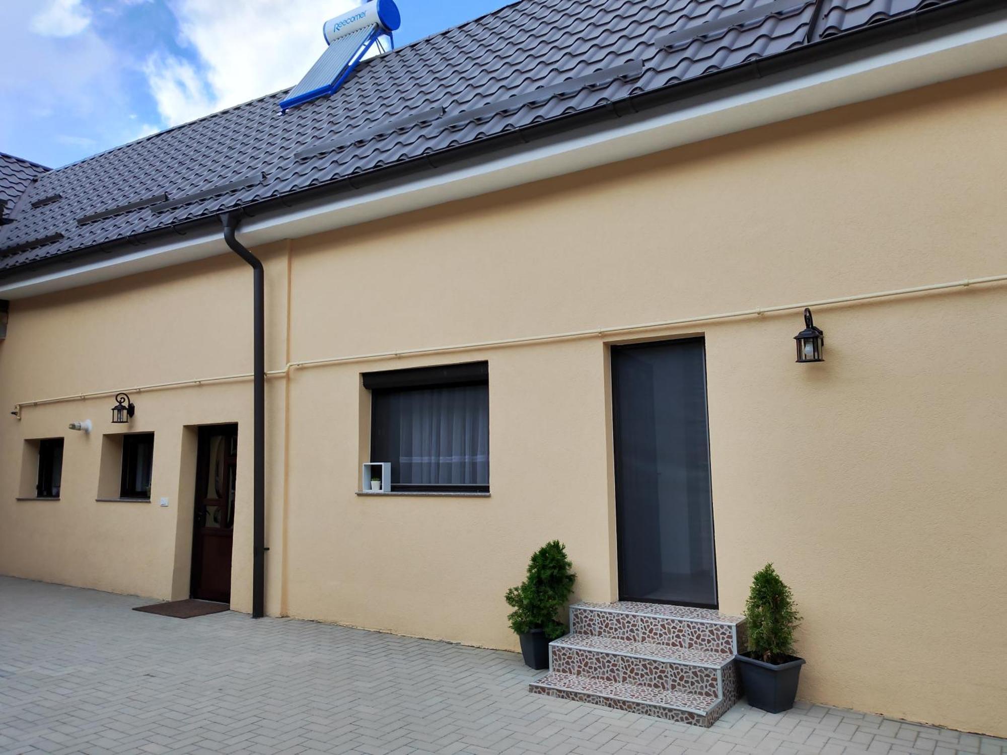 Rîşnov Casa Ramoヴィラ エクステリア 写真